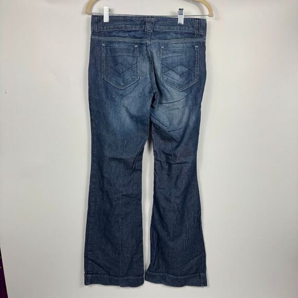 GAP Jeans Women's Dark Wash Flare Leg Jeans Size 4 Y2K Jeans 00s - Picture 2 of 10